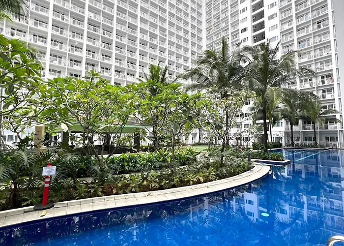 Aparthotel Shore Residences Direct Pool Access *